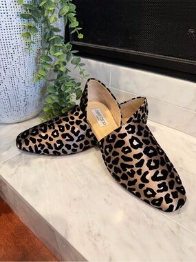 100 % Authentic Jimmy Choo Leopard Print Velvet D’Orsay Flats black and beige